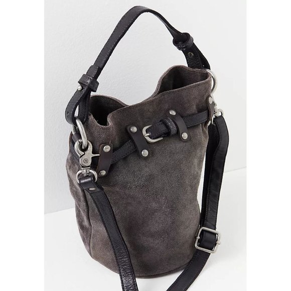 FREE PEOPLE Soren Suede Bucket Bag / Soot Black - Picture 9 of 12